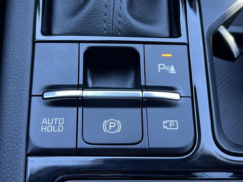 Used 2025 Kia K5 GT-Line w/ GT-Line Premium Package image 9