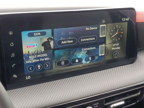 New 2025 Nissan Kicks SR image 20