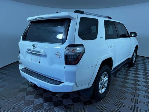 Certified 2020 Toyota 4Runner SR5 Premium AWD/4WD image 5