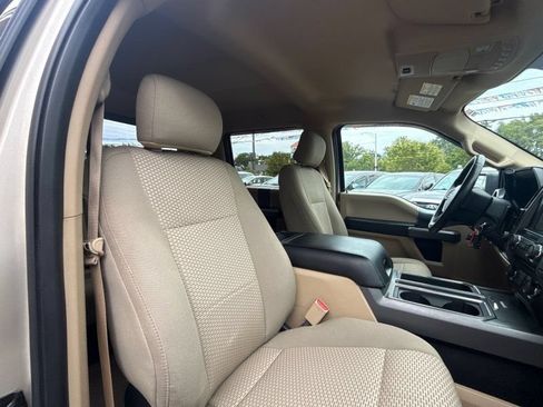 Used 2017 Ford F150 XLT w/ Equipment Group 302A Luxury AWD/4WD image 18