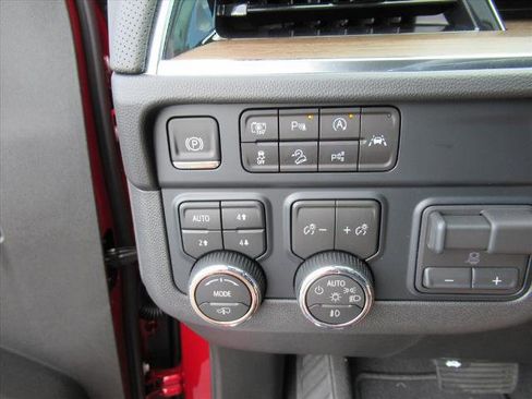 New 2026 Chevrolet Tahoe High Country image 28