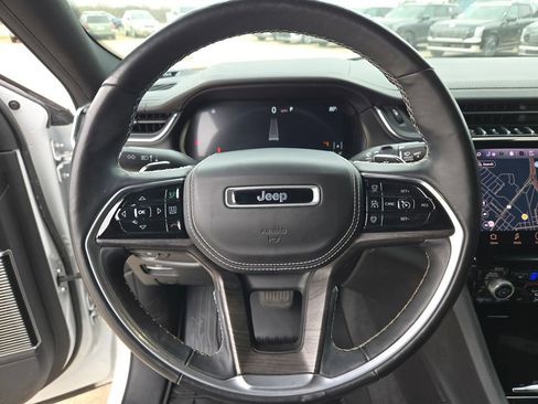 Used 2021 Jeep Grand Cherokee L Overland w/ Luxury Tech Group IV image 10