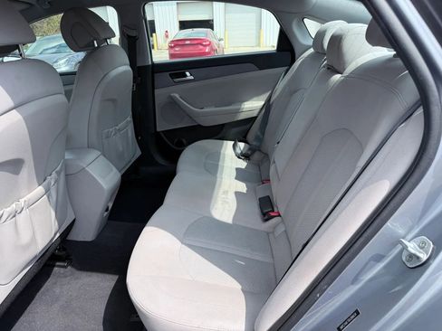 Used 2016 Hyundai Sonata SE image 21