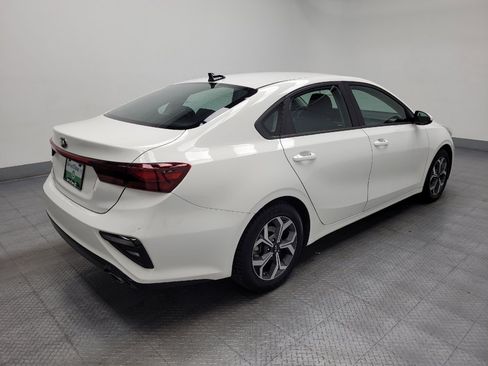 Used 2021 Kia Forte LXS FWD image 10
