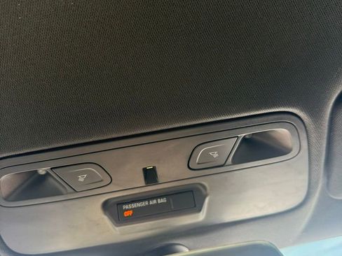 Used 2018 Chevrolet Camaro SS image 25