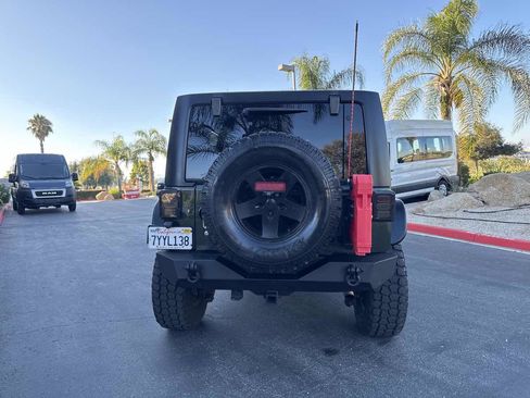 Used 2012 Jeep Wrangler Unlimited Sport image 7