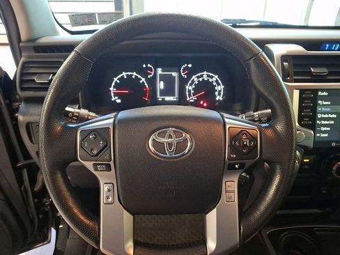 Used 2023 Toyota 4Runner SR5 Premium w/ Moonroof Package RWD image 19