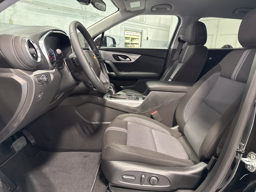 New 2026 Chevrolet Blazer LT FWD image 25
