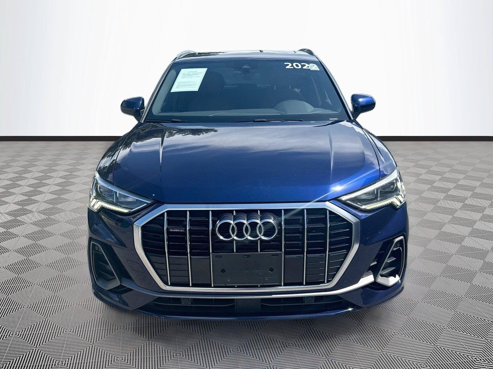 Used 2022 Audi Q3 2.0T Premium Plus AWD/4WD image 2