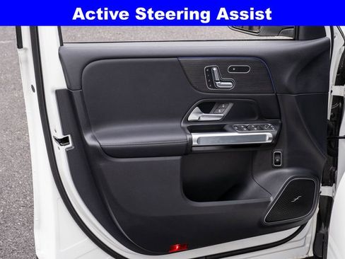 Used 2023 Mercedes-Benz EQB 350 4MATIC SUV image 12