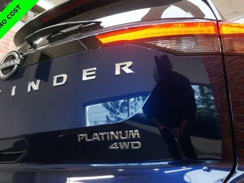 Used 2022 Nissan Pathfinder Platinum w/ Cargo Package image 49