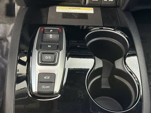Used 2020 Honda Pilot Elite image 17