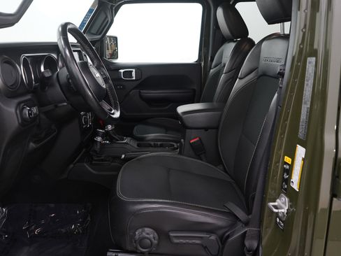 Used 2021 Jeep Gladiator Sport image 23