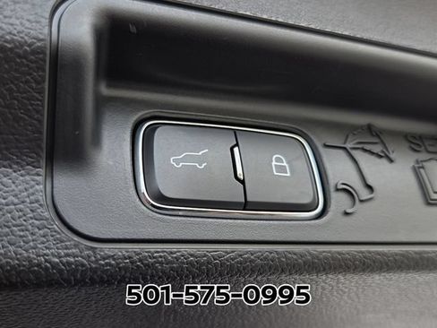 Used 2024 Ford Explorer XLT w/ Equipment Group 202A AWD/4WD image 18