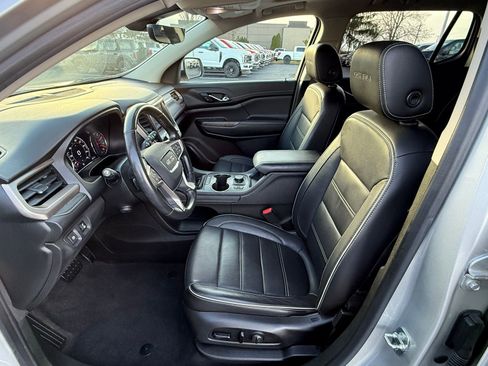 Used 2020 GMC Acadia Denali w/ Trailering Package image 12