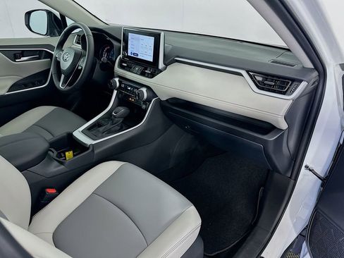 Certified 2025 Toyota RAV4 XLE Premium image 29