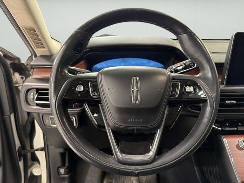 Used 2021 Lincoln Aviator Reserve w/ Equipment Group 210A AWD/4WD image 17