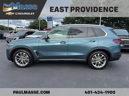 Used 2025 BMW X5 xDrive40i AWD/4WD image 4