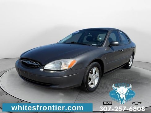 Used 2003 Ford Taurus SES FWD image 1