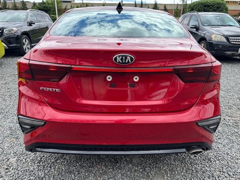 Used 2021 Kia Forte LXS FWD image 6