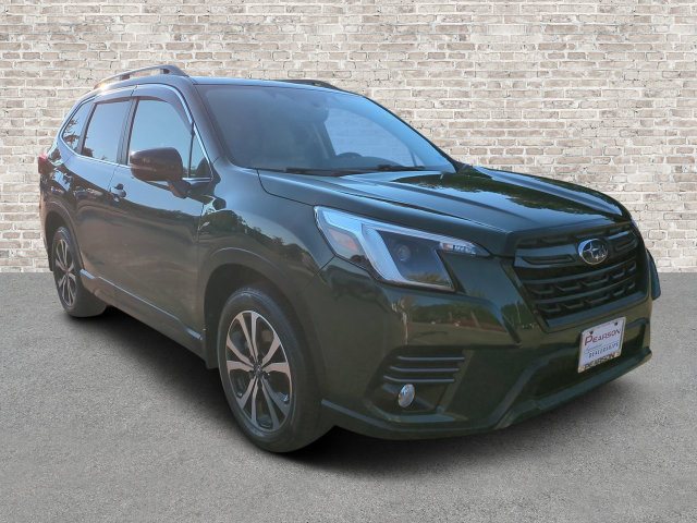 Used 2022 Subaru Forester Limited AWD/4WD image 1