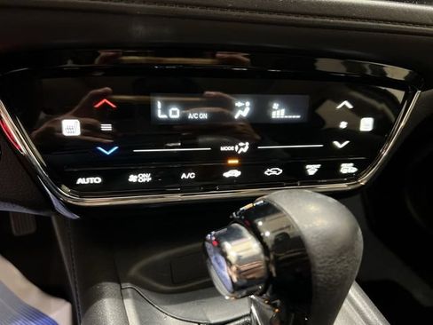 Used 2022 Honda HR-V EX image 16