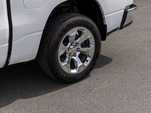 Used 2022 RAM 1500 Big Horn AWD/4WD image 8