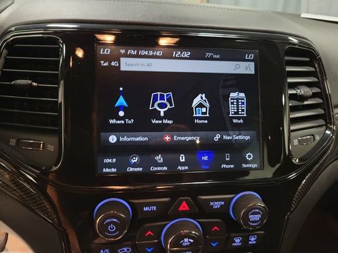 Used 2021 Jeep Grand Cherokee Trackhawk w/ Trailer Tow Group IV AWD/4WD image 18