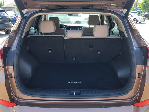 Used 2017 Hyundai Tucson Sport FWD image 8