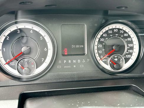 Used 2022 RAM 1500 Tradesman w/ Chrome Plus Package AWD/4WD image 13