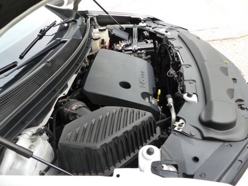 Used 2022 Chevrolet Traverse LS AWD/4WD image 17