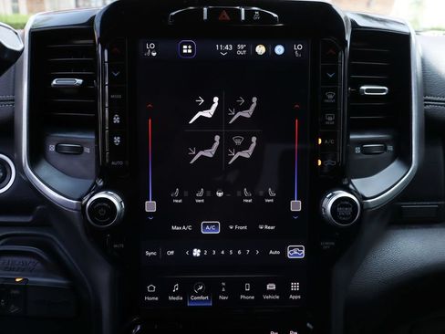 Used 2022 RAM 2500 Laramie AWD/4WD image 34