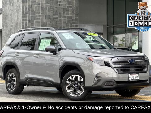Certified 2025 Subaru Forester Premium image 2