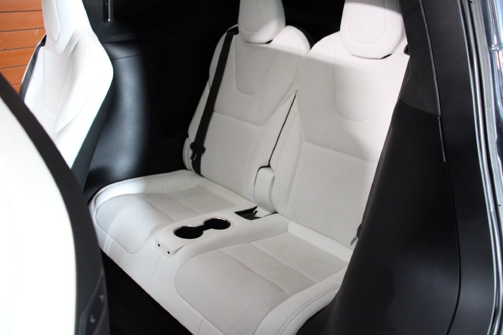 Used 2023 Tesla Model X AWD/4WD image 11