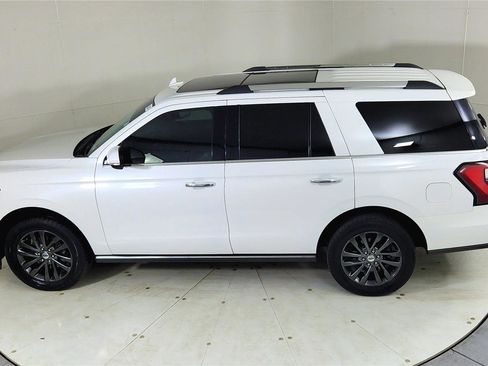 Used 2021 Ford Expedition Limited image 19