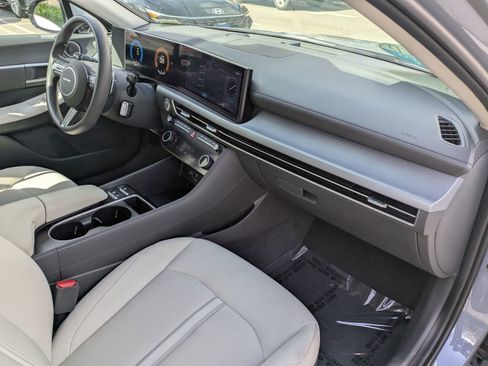 Certified 2025 Hyundai Sonata SEL FWD image 31