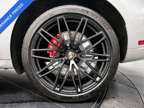 Used 2023 Porsche Macan GTS w/ Premium Package Plus AWD/4WD image 22