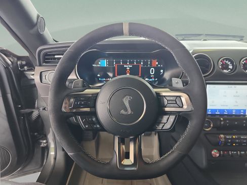 Used 2020 Ford Mustang Shelby GT500 w/ Technology Package image 10