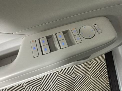 Certified 2025 Hyundai Kona SEL AWD/4WD image 11