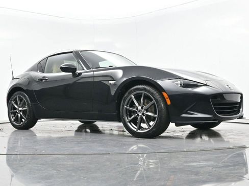 Used 2017 MAZDA MX-5 Miata RF Grand Touring image 39