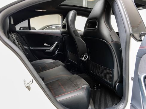 Used 2023 Mercedes-Benz CLA 250 4MATIC image 34