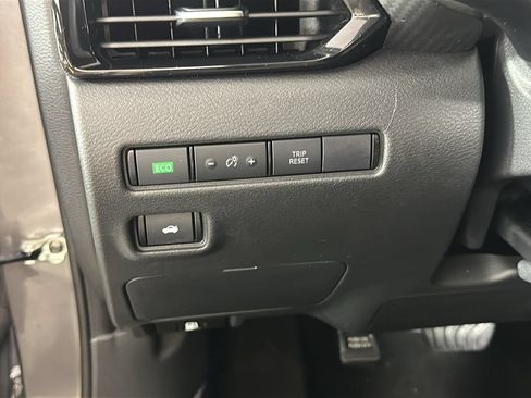 Used 2024 Nissan Sentra SV w/ All-Weather Package FWD image 20