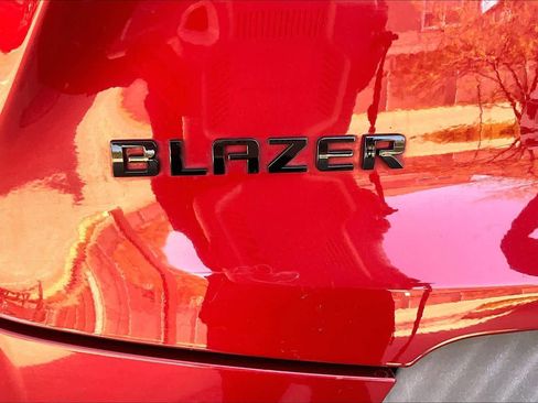 Used 2020 Chevrolet Blazer LT image 9