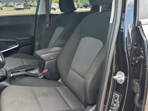 Used 2020 Kia Soul LX FWD image 17