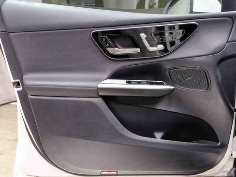 Certified 2026 Mercedes-Benz GLC 300 image 23