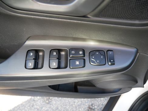 Used 2023 Hyundai Kona SEL image 20