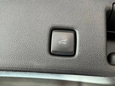 Used 2024 Ford Escape ST-Line w/ Tech Pack #1 AWD/4WD image 13