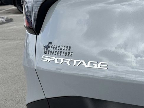 New 2026 Kia Sportage EX image 5