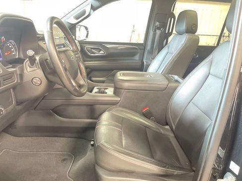 Used 2021 Chevrolet Tahoe RST w/ Luxury Package AWD/4WD image 14