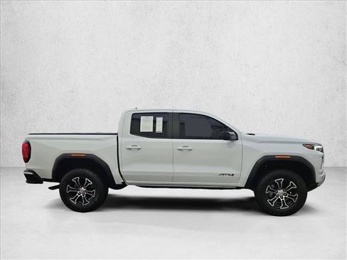 Used 2025 GMC Canyon AT4 w/ Technology Plus Package AWD/4WD image 4